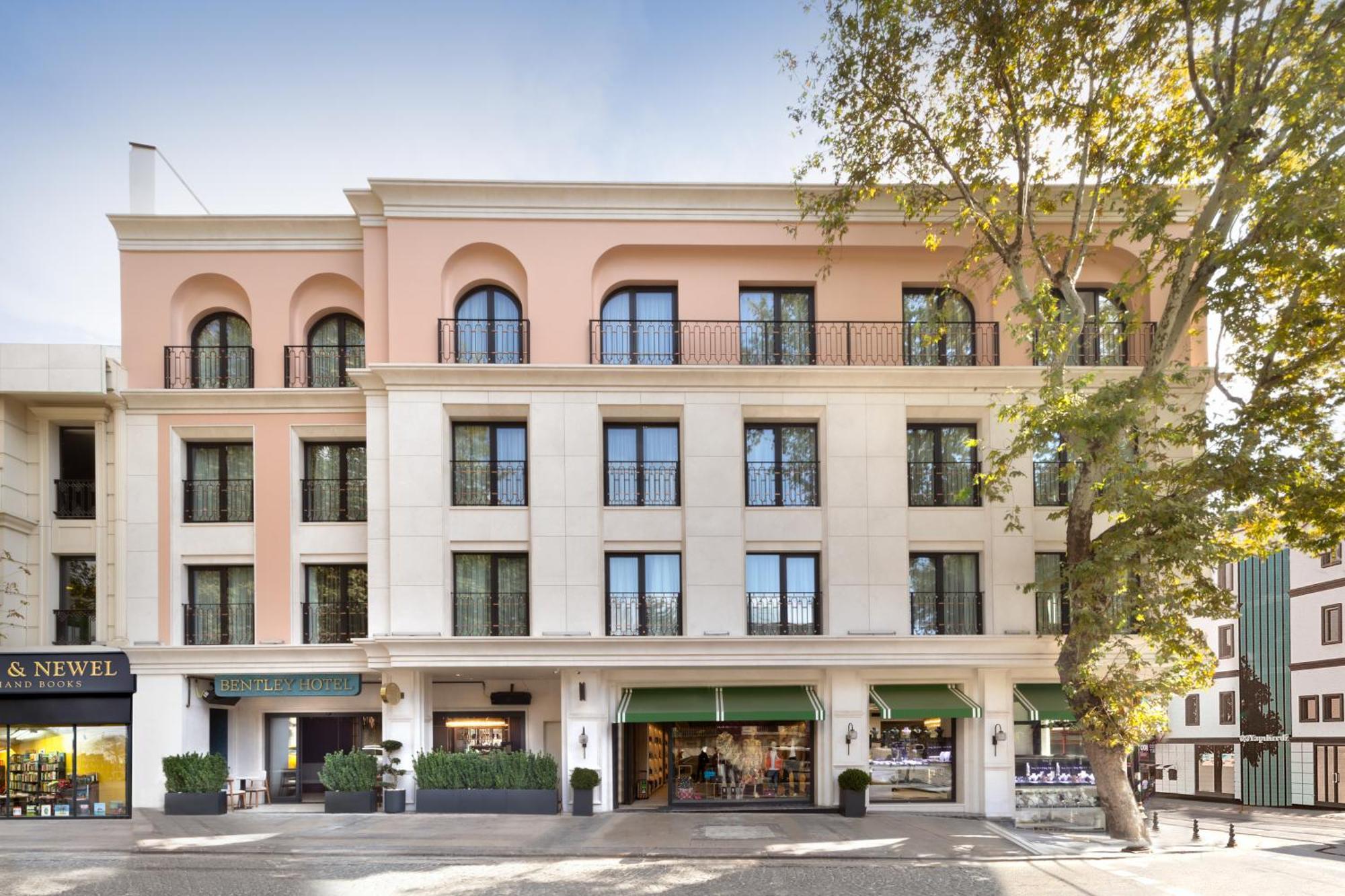 Bentley Hotel Old City-Special Class Istanbul Exterior foto The Hotel's facade